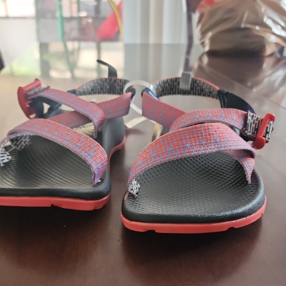 Chaco Pink and Black Adventure Sandals with Z-Pattern Straps - Picture 3 of 7